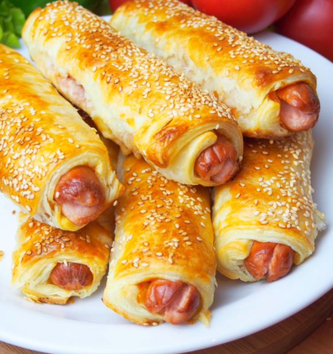 Hot-dogi z ciasta francuskiego